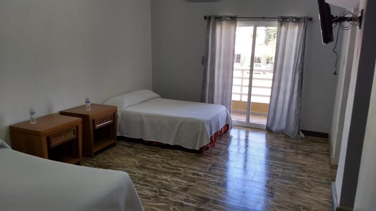 Hotel Maria Isabel Escárcega 外观 照片
